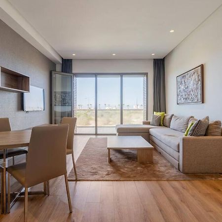 Luxury Apartment At Corniche , Seaview Close Beach Казабланка Екстериор снимка