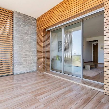 Luxury Apartment At Corniche , Seaview Close Beach Казабланка Екстериор снимка