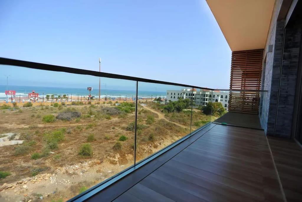 Luxury Apartment At Corniche , Seaview Close Beach Казабланка Екстериор снимка